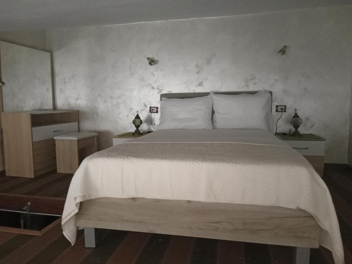 Apartments With Sea View In Prcanj Kotor Ngoại thất bức ảnh