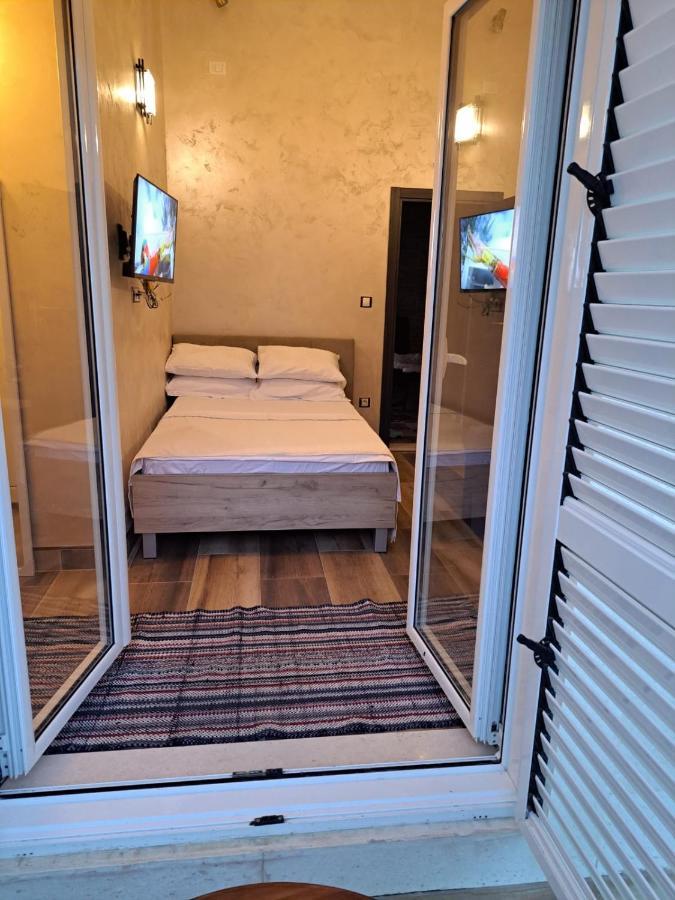 Apartments With Sea View In Prcanj Kotor Ngoại thất bức ảnh