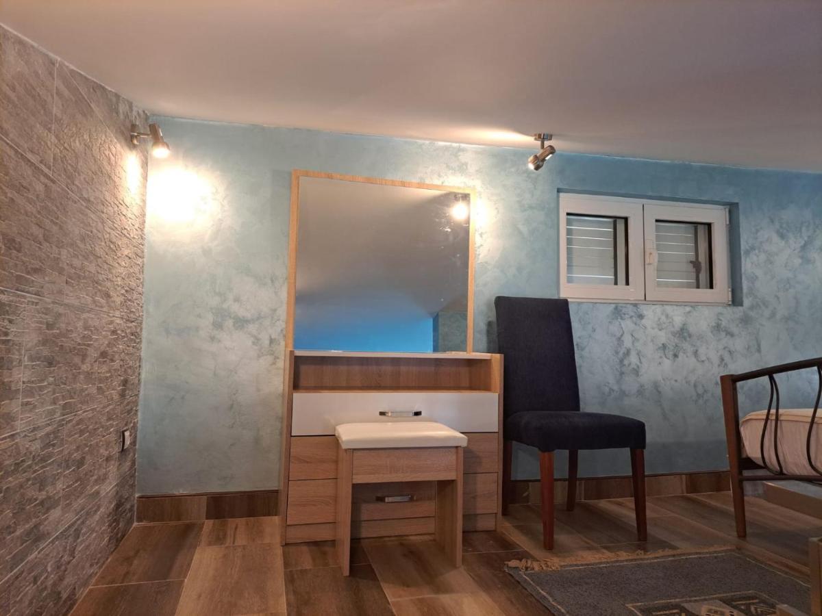 Apartments With Sea View In Prcanj Kotor Ngoại thất bức ảnh